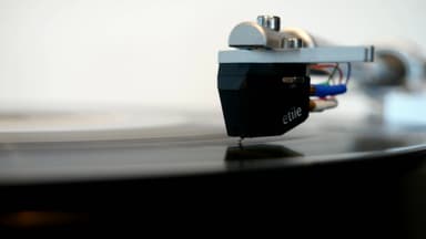 TT1 MK2 Turntable thumbnail 2